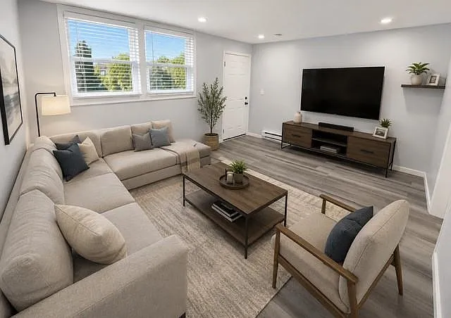 Building Photo - 528 Kennedy Blvd #1