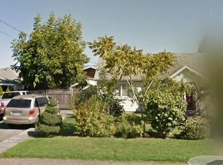9406 Woodbine St, Chilliwack, BC V2P 5S4