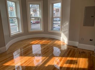 14 Eastman St APT 3, Concord, NH 03301