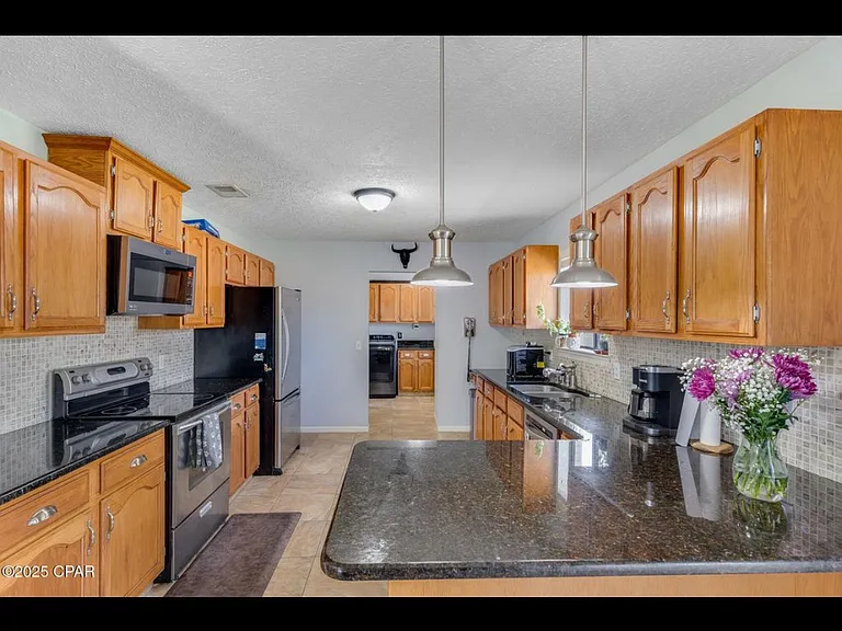 4459 Ashland Rd — Photo 22