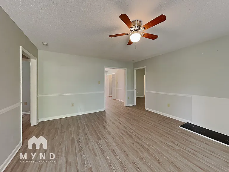 112 Mary Michael Ln — Photo 8