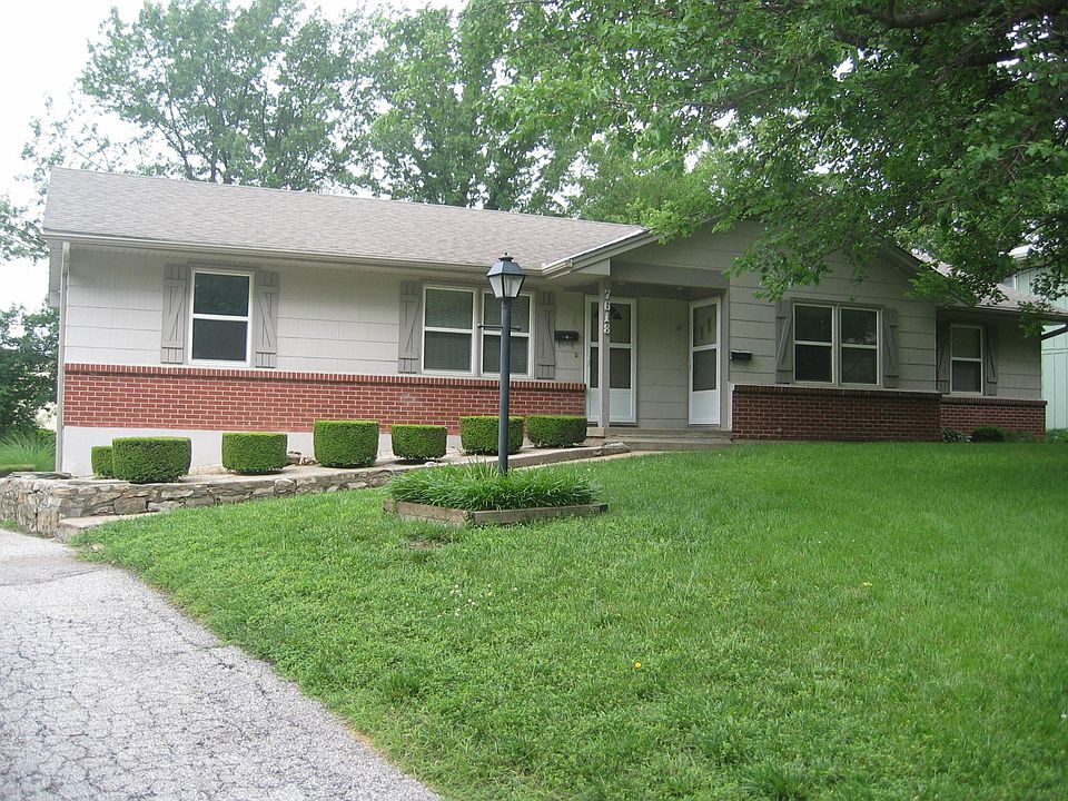 Front View from Hayes St.