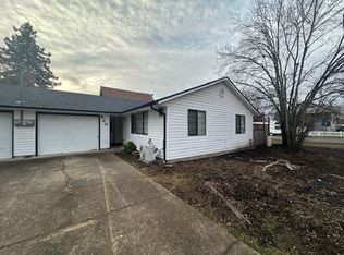 420-422 SE Madison St #420, Albany, OR 97321