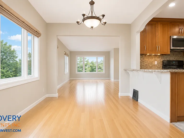 24 Sylvan Way — Photo 14