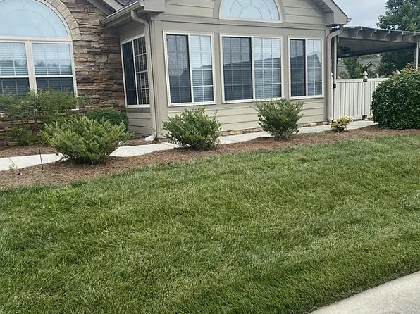 4277 Plantation Ridge Ln, Greensboro, NC 27409