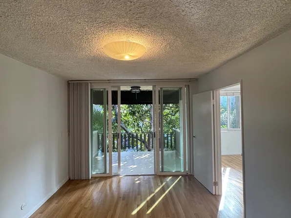 1921 Vista Del Mar St #204, Los Angeles, CA 90068