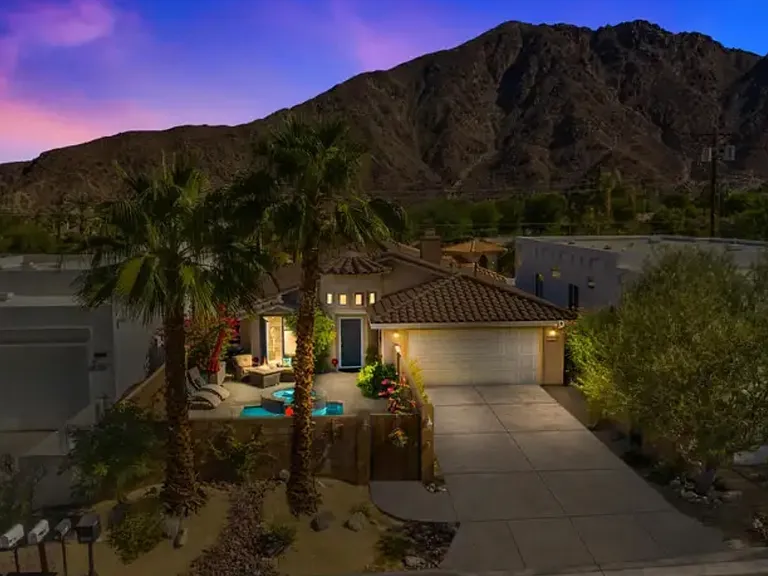 53220 Avenida Navarro — Photo 2