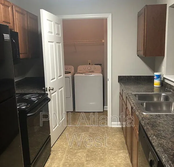 4203 Fairington Club Dr — Photo 5