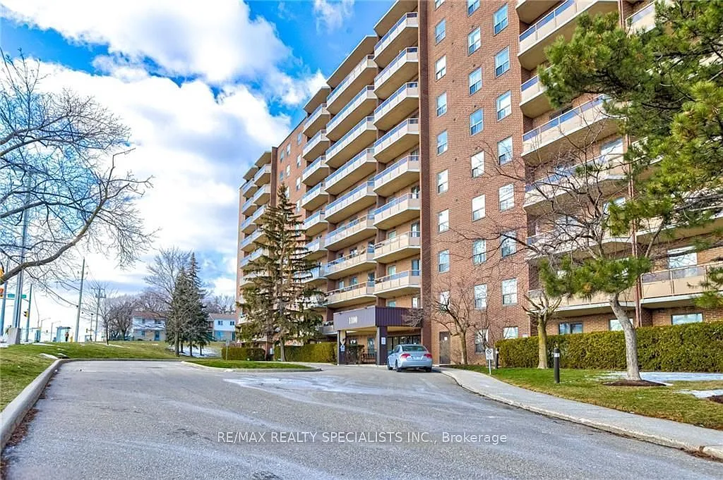 2 bed, $1,900 — Photo 1