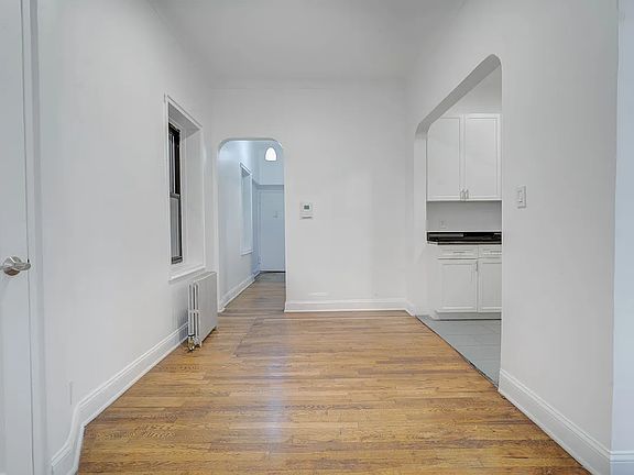 3rd image of 157 E 2nd St APT 1B