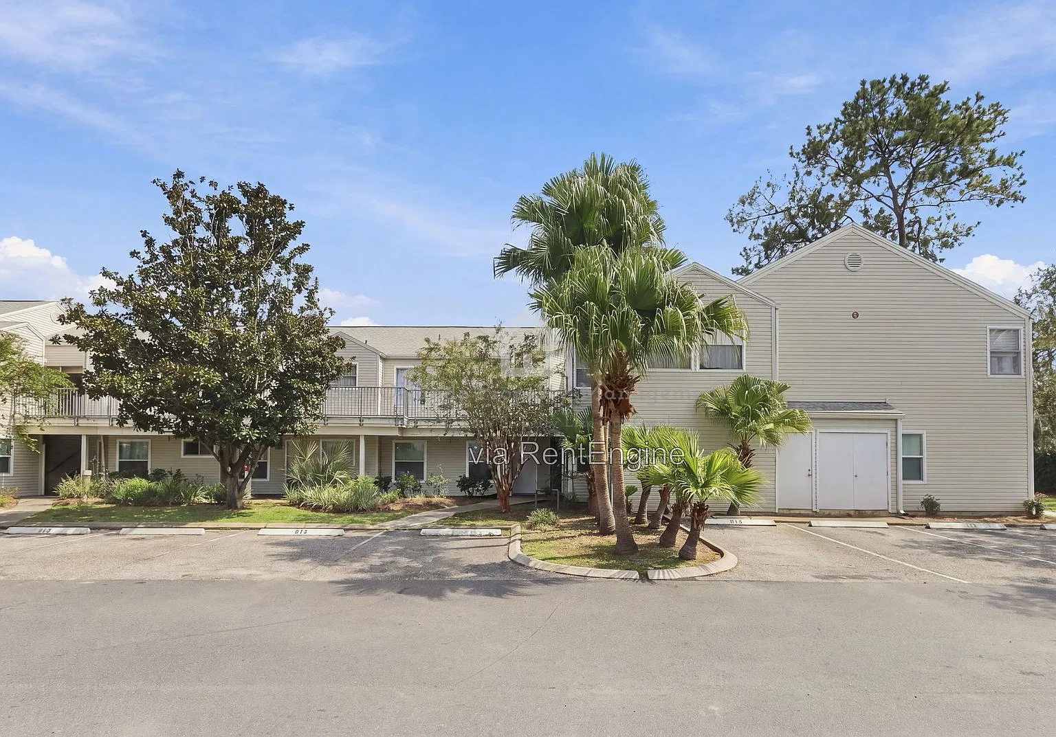 1 bed, 1.0 bath, 680 sqft, $1,400 — Photo 1