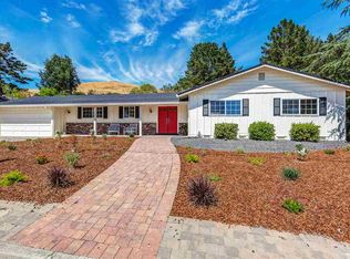 1153 Larch Ave, Moraga, CA 94556