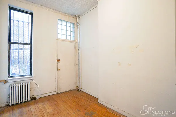 Rented by City Connections Realty | media 7