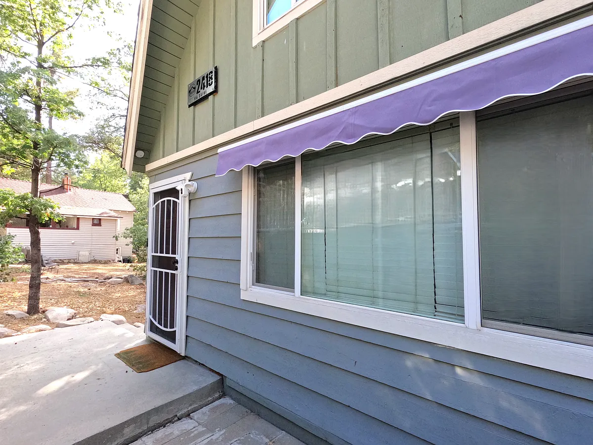 Building Photo - 2418 Fir Dr