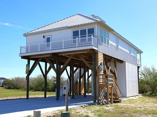 8014 Angela Ln, Grand Isle, LA 70358