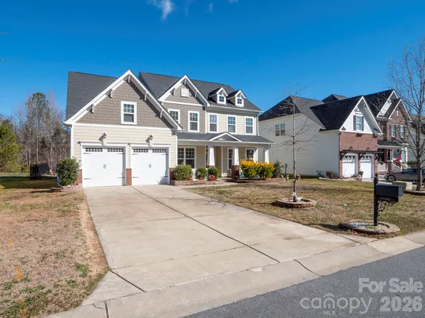 11587 Macallano Dr, Charlotte, NC 28215