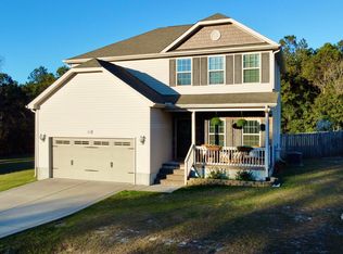 512 Pepperwood Ln, Hubert, NC 28539