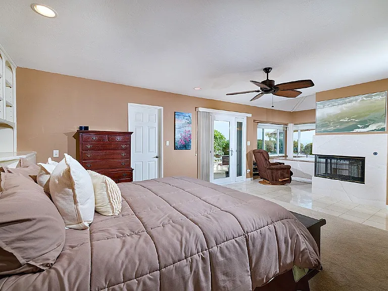 7118 El Fuerte St — Photo 25