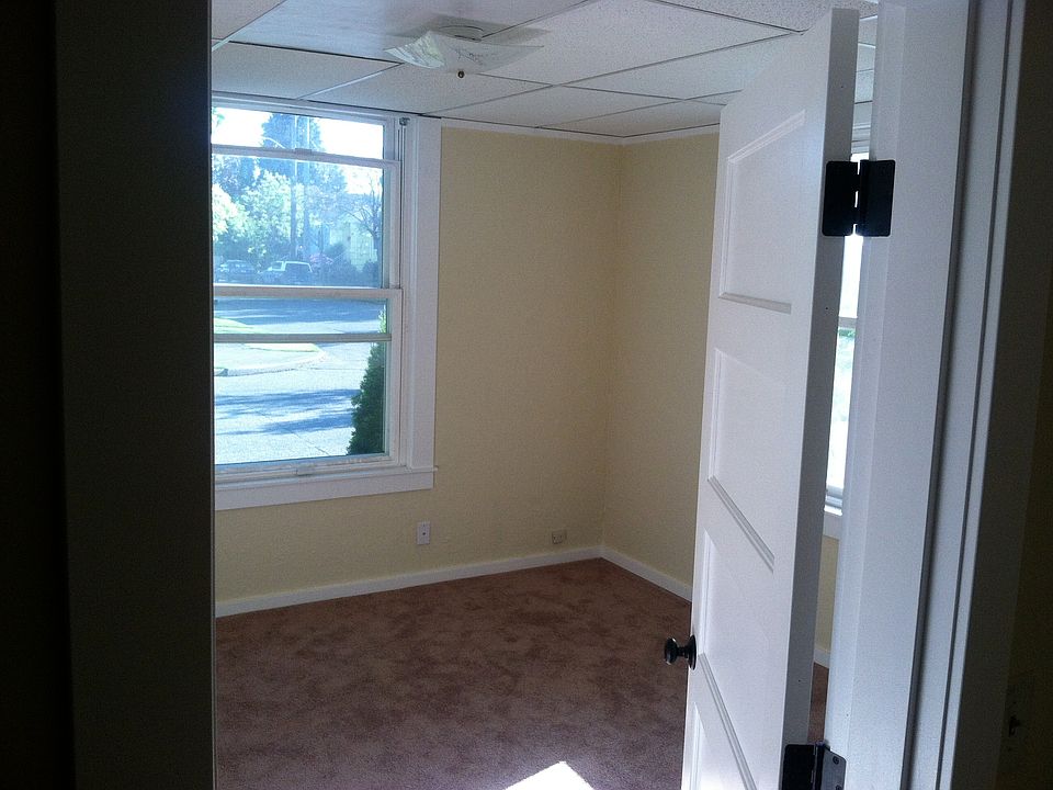 west bedroom
