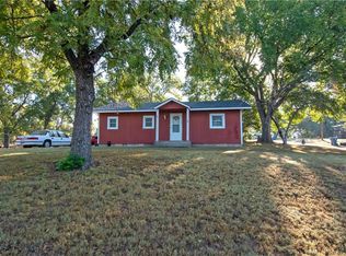 401 2nd St, Dearing, KS 67340