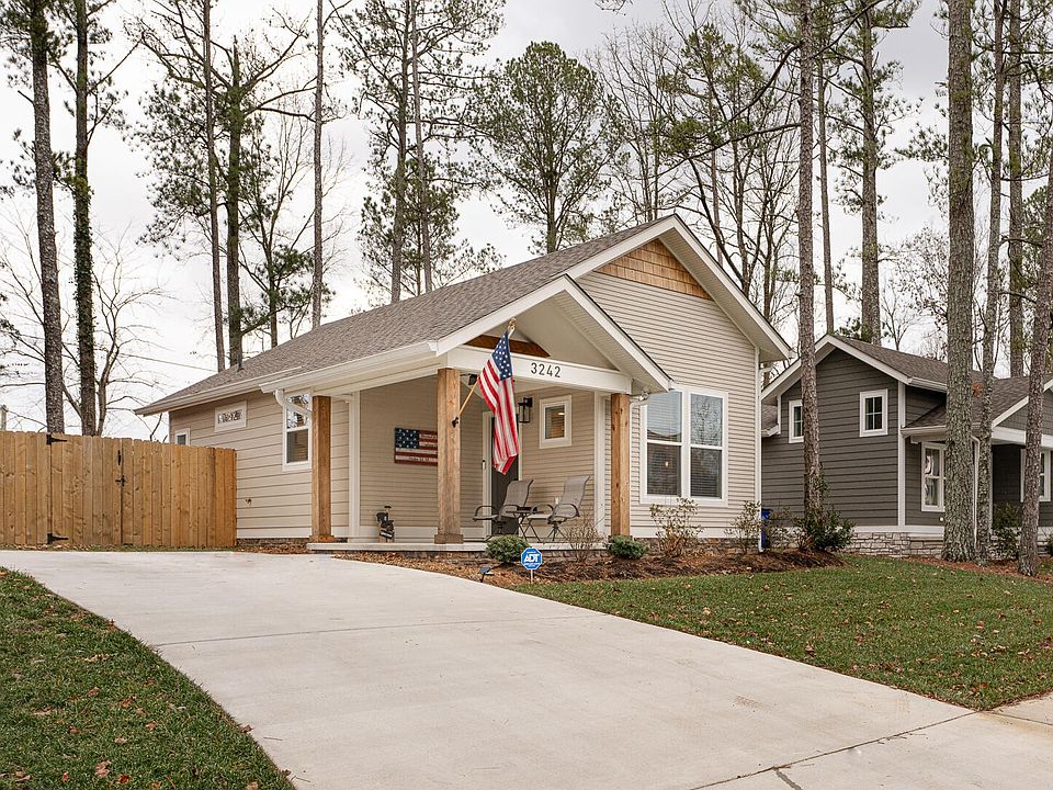 1st image of 3242 Parkstone Pl NW