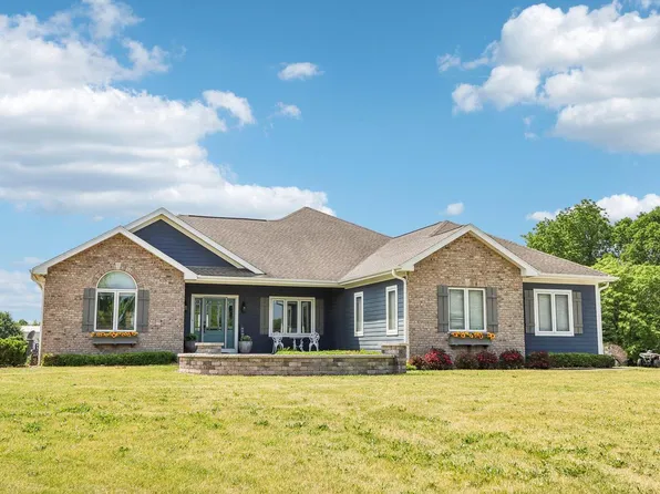 1611 51st STREET, Caledonia, WI 53108