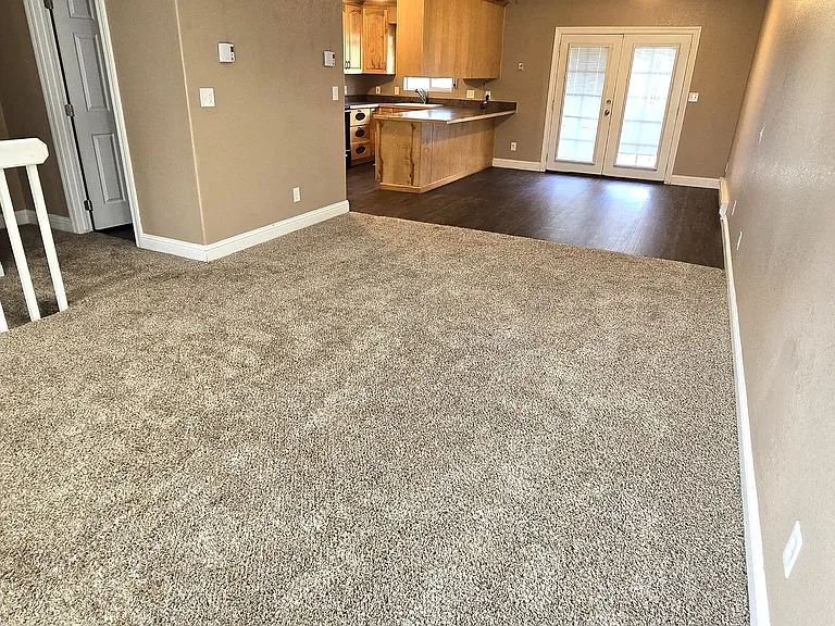 300 W Redwood St — Photo 2