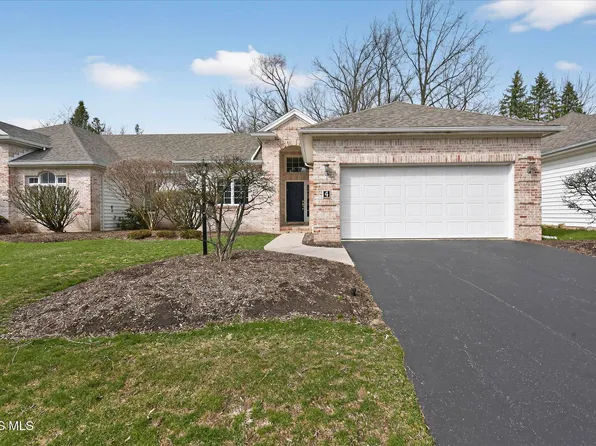 4 Bent Creek Xing, Sylvania, OH 43560