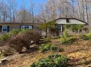 51 Long Hill Rd, Long Valley, NJ 07853