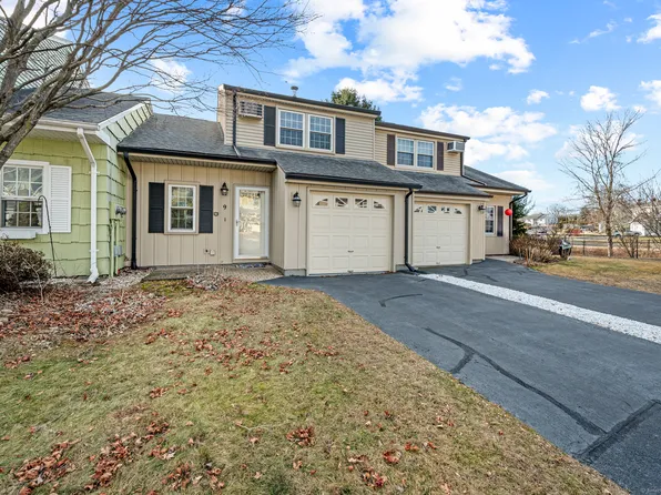 9 Pebble Court, Newington, CT 06111