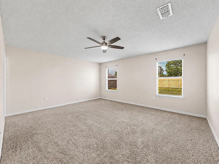 275 Limestone Cir — Photo 19