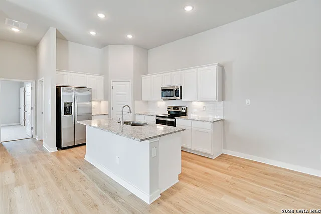 339 Nespral Dr — Photo 10
