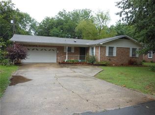 2311 N 55th Ln, Fort Smith, AR 72904