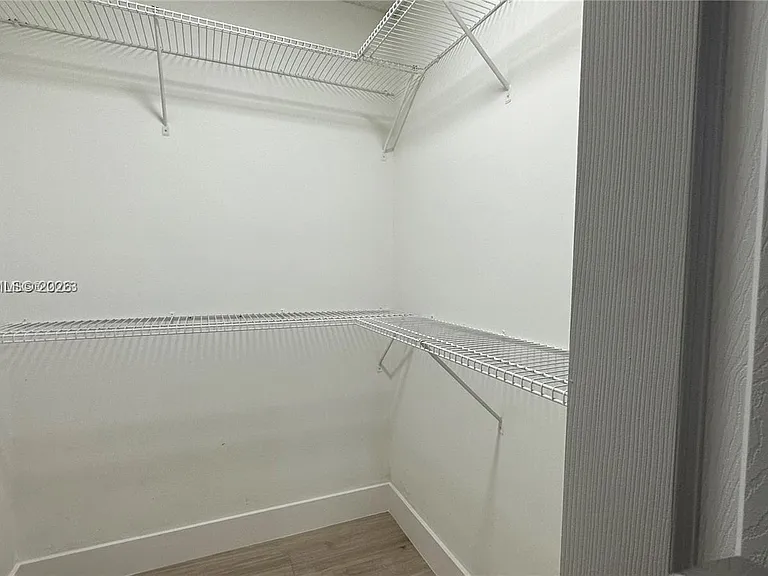 1243 SW 46th Ave #1111 — Photo 19