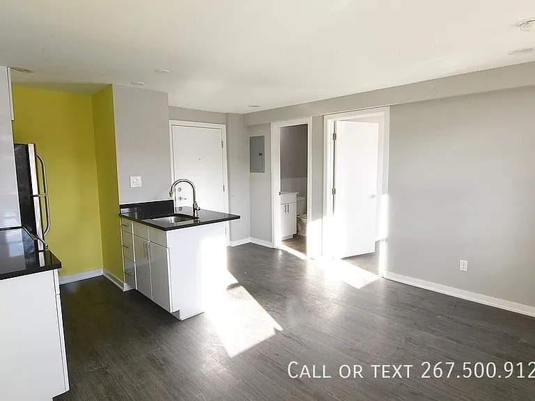 1924 Geary St #6 — Photo 3