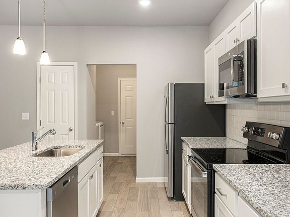 4th image of 3512 E Sedge Wren Dr SW