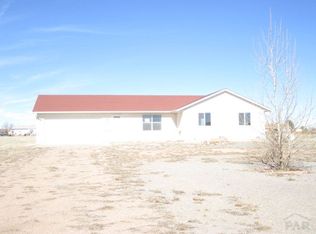 125 N Candlewood Dr, Pueblo West, CO 81007