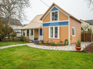 674 S 12th Ave, Cornelius, OR 97113