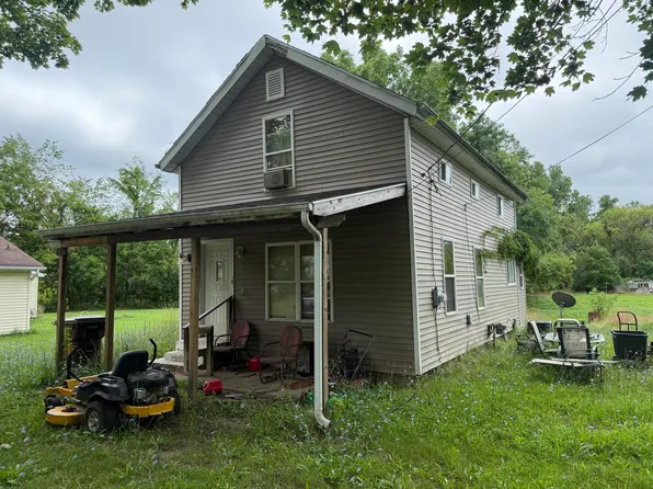 862 E Green St, Marshall, MI 49068
