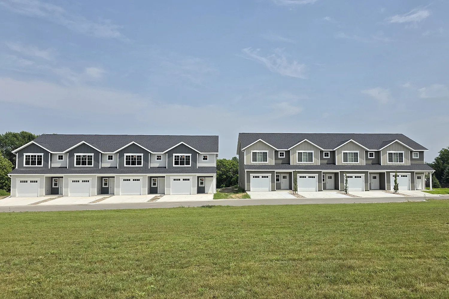 Cloverfield Townhomes — Photo 1