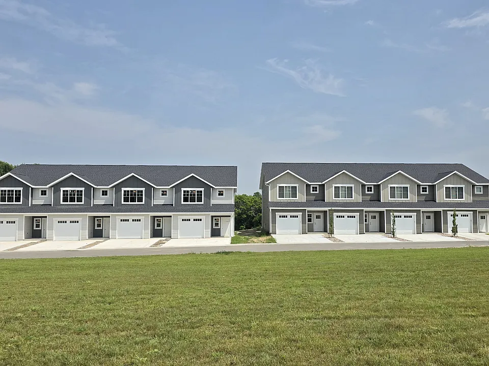 Cloverfield Townhomes
