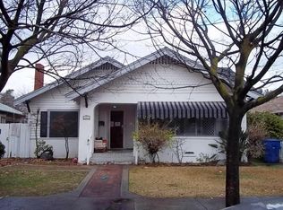 1027 O St, Sanger, CA 93657