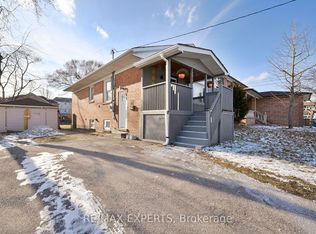 3108 Parkerhill Rd, Mississauga, ON L5B1V5