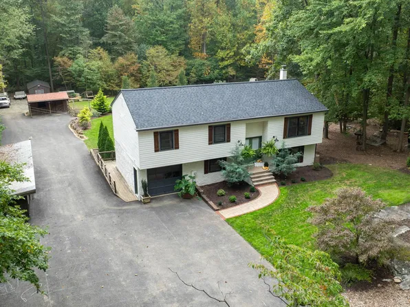 107 Compass Rd, Parkesburg, PA 19365