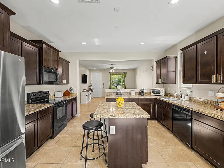 10188 W Puget Ave — Photo 3