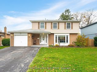 11 Crawley Dr, Brampton, ON L6T2R6