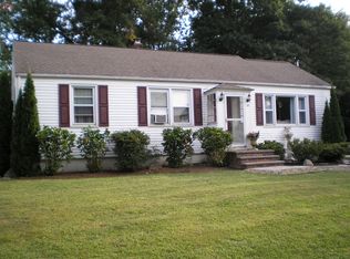 16 Ambler Dr, Norwalk, CT 06851