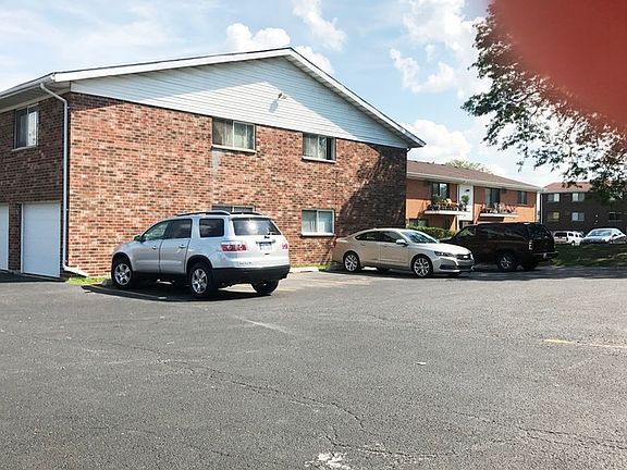 2nd image of 49 W 65th St APT 5