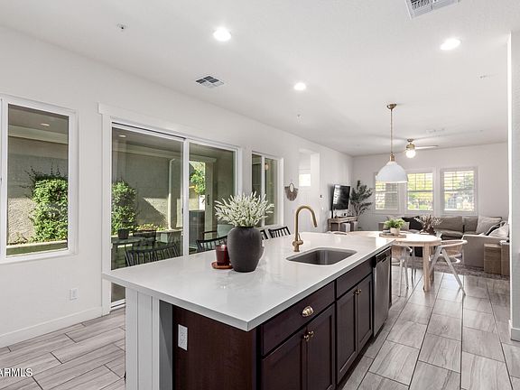 4th image of 21037 W SUNRISE Lane