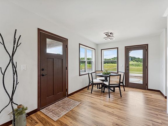4th image of 456 Gunderson Dr